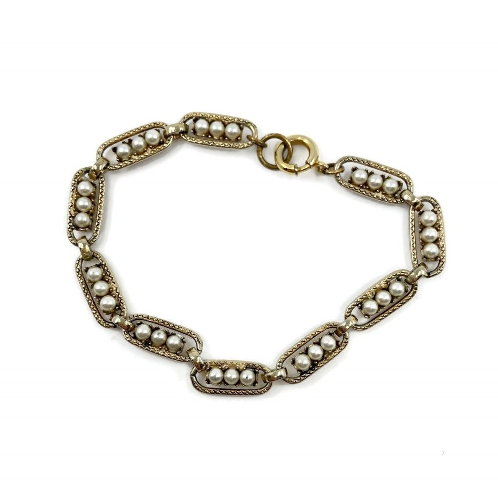 Vintage Faux Pearl Bracelet